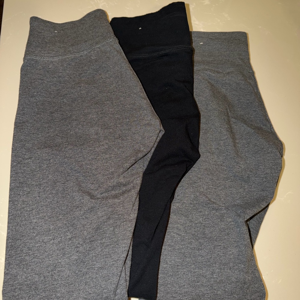 3 - Aerie Leggings in Gray and Black